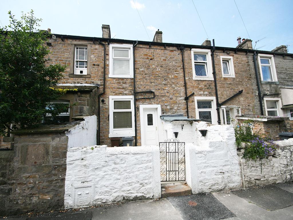 2 bedroom terraced house To Let in Barnoldswick - IMG_1226.jpg
